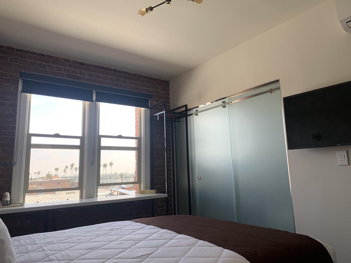 H By H Hospitality 4*
